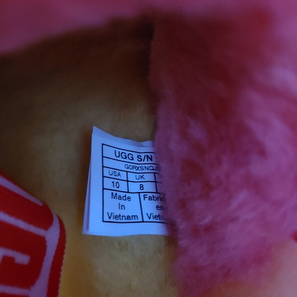 LAST ONE - NWT Disco Checker Slide in Pride Rainbow Yellow - Picture 9 of 12